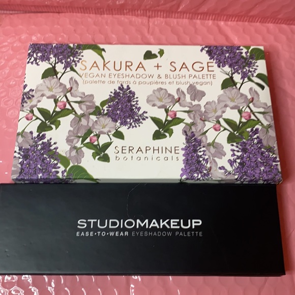 Eyeshadow and check palette - Picture 3 of 4